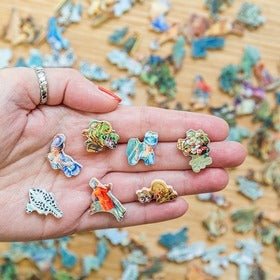 Puzzle en bois découpé à la main de 150 pièces - Marie - AntoinettePuzzle Michèle Wilson